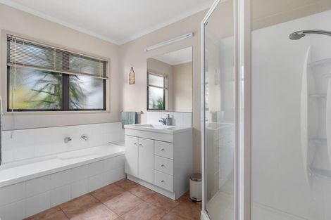 Photo of property in 6 Renner Place, Pyes Pa, Tauranga, 3112