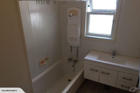 Photo of property in 51 Wood Street, Takaro, Palmerston North, 4410