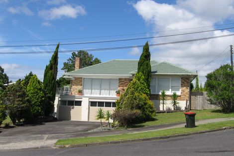 Photo of property in 36 Letterkenny Place, Blockhouse Bay, Auckland, 0600