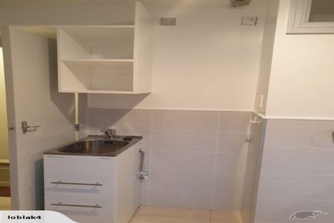 Photo of property in 111 Ruskin Road, Newlands, Wellington, 6037