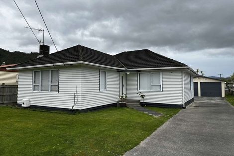 Photo of property in 11 Bythell Street, Wainuiomata, Lower Hutt, 5014