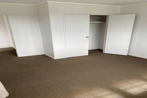 Photo of property in 24 Tiri Tiri Road, Birkdale, Auckland, 0626