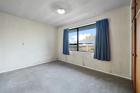 Photo of property in 1/2 Castile Place, Belfast, Christchurch, 8051