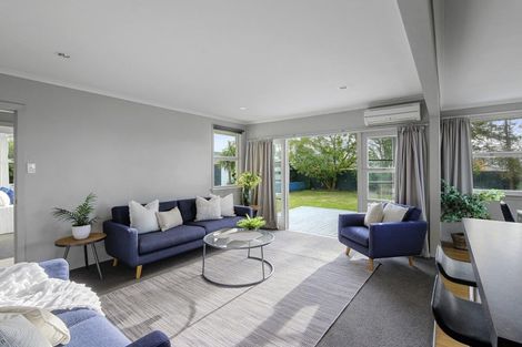 Photo of property in 19 Esk Place, Aranui, Christchurch, 8061