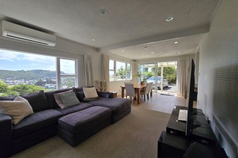 Photo of property in 1 Barretts Way, Miramar, Wellington, 6022