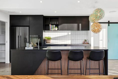 Photo of property in 39 Farrant Drive, Wanaka, 9305