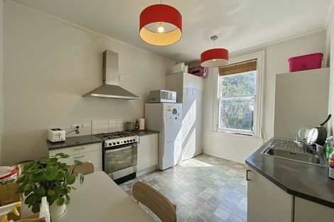 Photo of property in 84 Tinakori Road, Thorndon, Wellington, 6011