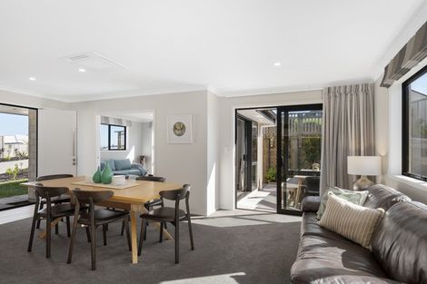 Photo of property in 3 Herring Place, Omokoroa, 3114