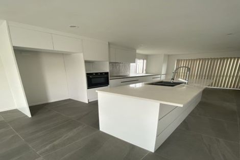 Photo of property in 74e Miller Road, Mangere Bridge, Auckland, 2022