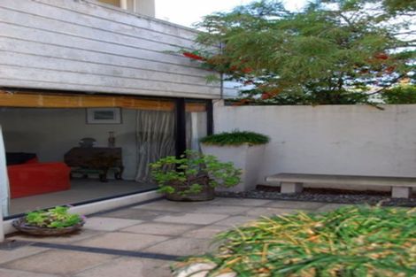 Photo of property in Highwic, 3/32 Hobson Street, Thorndon, Wellington, 6011