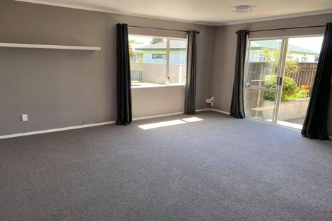 Photo of property in 1a Rimu Place, Taradale, Napier, 4112