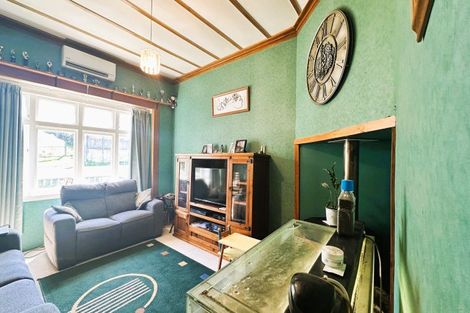 Photo of property in 14 Wren Street, Taihape, 4720