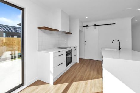 Photo of property in 12 Taurangawaka Road, One Tree Point, 0118