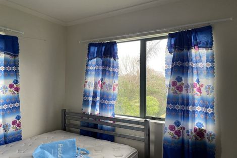 Photo of property in 15 Edwin Freeman Place, Ranui, Auckland, 0612