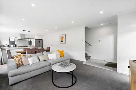 Photo of property in 1 Oku Close, Hillcrest, Hamilton, 3216