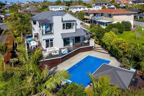 Photo of property in 16 Sea View Terrace, Cockle Bay, Auckland, 2014