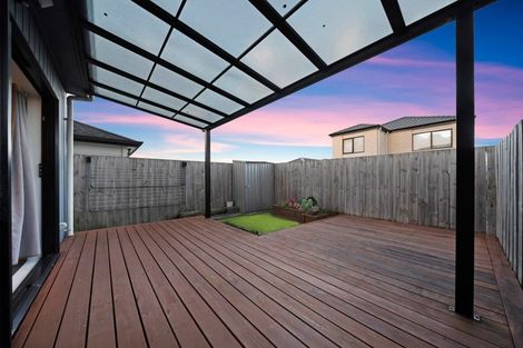 Photo of property in 23b Kahui Parade, Karaka, Papakura, 2113