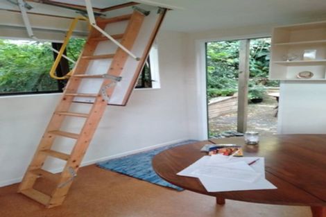 Photo of property in 2/26 Colonial Road, Birkenhead, Auckland, 0626