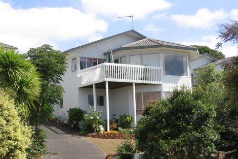 Photo of property in 2/8 Braemar Road, Castor Bay, Auckland, 0620