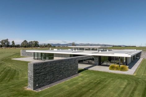 Photo of property in 400 Pound Road, Yaldhurst, Christchurch, 7676