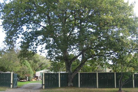 Photo of property in 56 Heretaunga Square, Silverstream, Upper Hutt, 5019