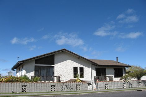 Photo of property in 817 Acacia Bay Road, Acacia Bay, Taupo, 3330