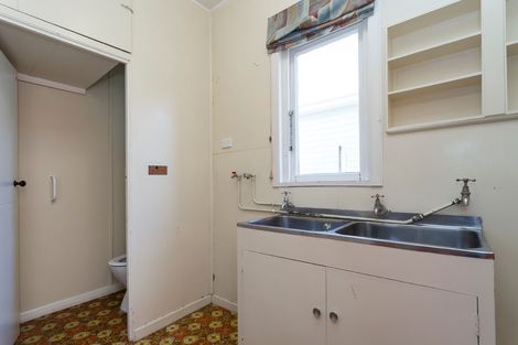 Photo of property in 74 Cutten Street, South Dunedin, Dunedin, 9012