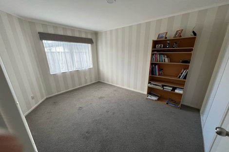 Photo of property in 112 Evans Road, Papamoa Beach, Papamoa, 3118