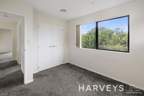 Photo of property in 71a Fruitvale Road, New Lynn, Auckland, 0600