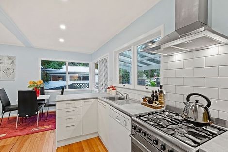 Photo of property in 13 Claverdon Drive, Massey, Auckland, 0614