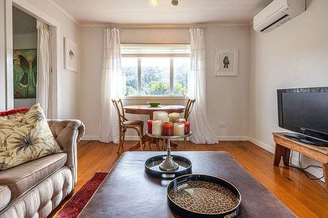 Photo of property in 29 Ocean Road, Surfdale, Waiheke Island, 1081