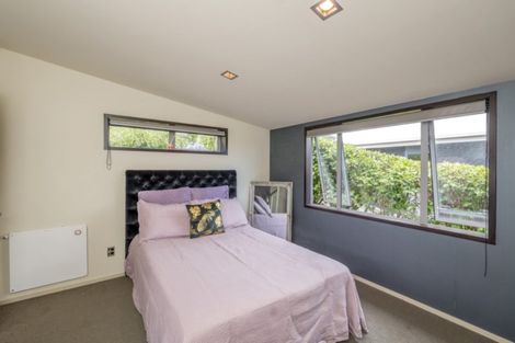 Photo of property in 48 Kotare Street, Waikanae, 5036