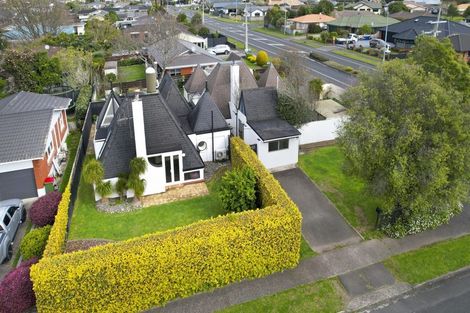 Photo of property in 2 Marnane Terrace, St Andrews, Hamilton, 3200