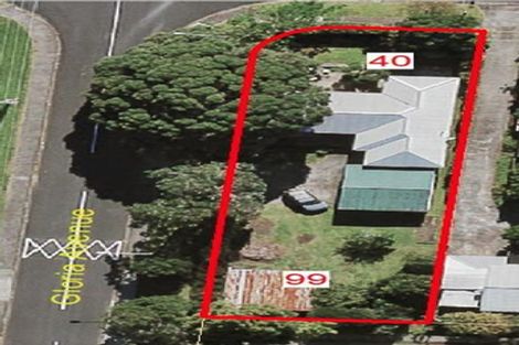 Photo of property in 99 Gloria Avenue, Te Atatu Peninsula, Auckland, 0610