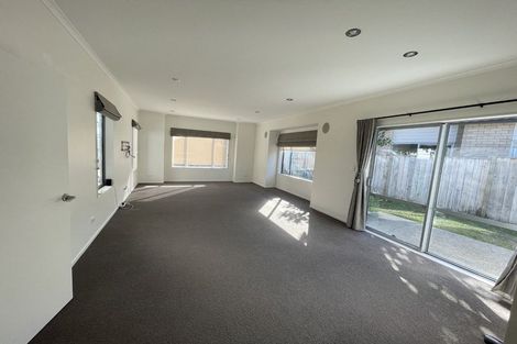 Photo of property in 17 Seafort Lane, Silverdale, 0932