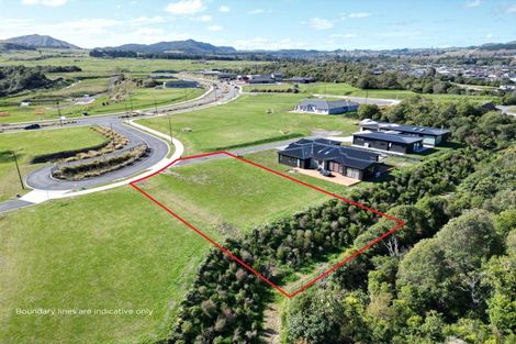 Photo of property in 11 Broadleaf Way, Kinloch, 3377