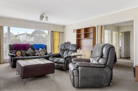 Photo of property in 2 Tamatea Road, Taupo, 3330