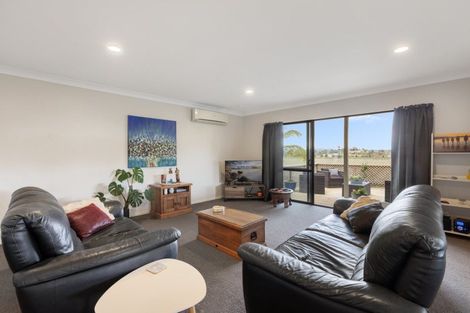 Photo of property in 5 Greenstone Way, Hairini, Tauranga, 3112