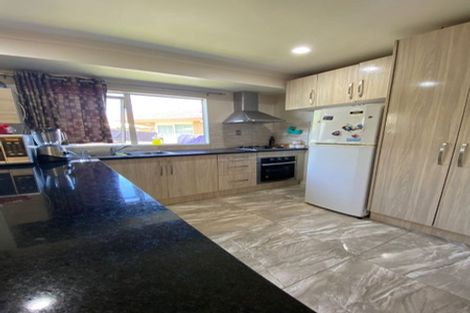 Photo of property in 13 Portrush Lane, Takanini, 2112