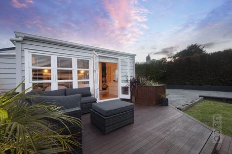 Photo of property in 5 Elliot Street, Riverhead, 0820