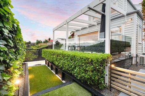 Photo of property in 48a Old Mill Road, Grey Lynn, Auckland, 1021