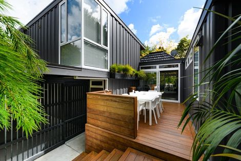 Photo of property in 161 Victoria Avenue, Hokowhitu, Palmerston North, 4410