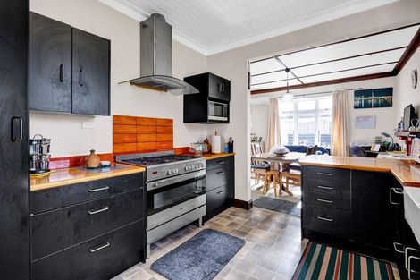 Photo of property in 26 Argyle Street, Hawera, 4610