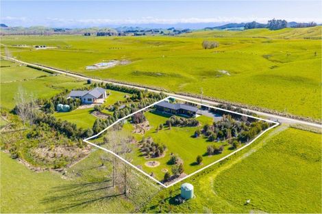 Photo of property in 40 River Road, Otane, Waipawa, 4271