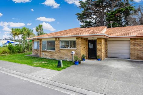 Photo of property in 23 Carlas Way, Ranui, Auckland, 0612