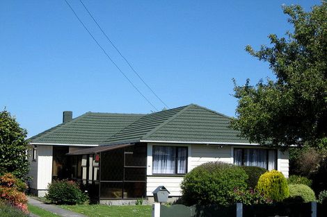 Photo of property in 24 Farquhars Road, Redwood, Christchurch, 8051