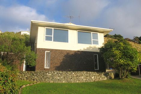 Photo of property in 74 Fyvie Avenue, Tawa, Wellington, 5028