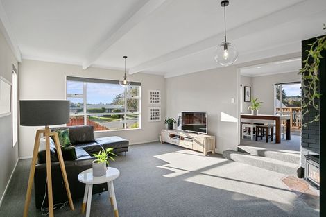 Photo of property in 37 Sheridan Crescent, Leamington, Cambridge, 3432