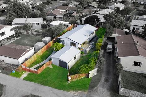 Photo of property in 82c Hartford Avenue, Papamoa Beach, Papamoa, 3118