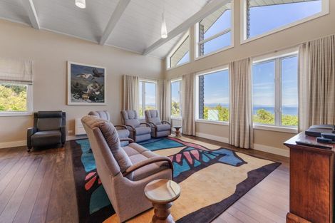 Photo of property in 49 Whakamoenga Point, Acacia Bay, Taupo, 3385